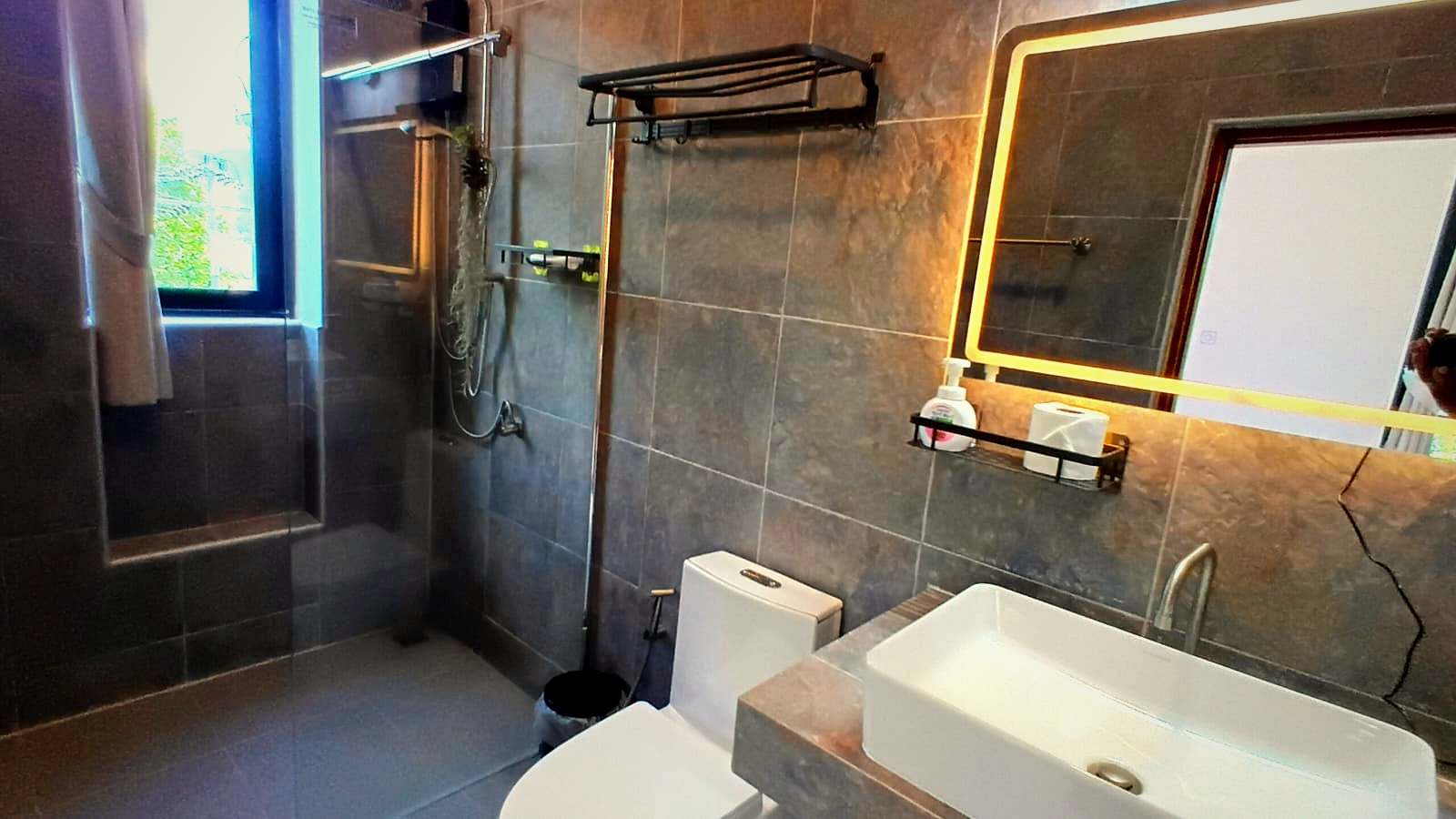 Bathroom 2